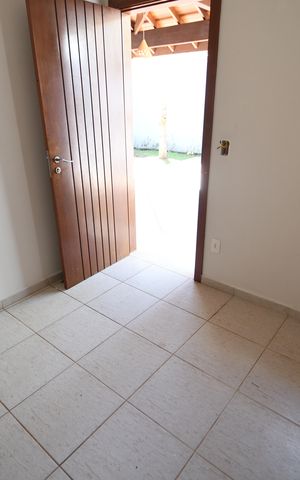 Casa à venda com 270m², 3 quartos e 3 vagasQuarto de Serviço