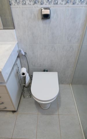 Casa à venda com 270m², 3 quartos e 3 vagasBanheiro Social