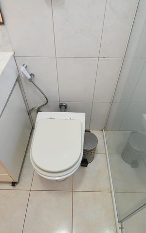 Casa à venda com 270m², 3 quartos e 3 vagasBanheiro da Suíte