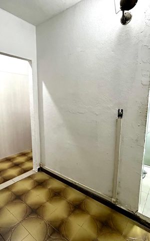 Casa à venda com 500m², 6 quartos e 3 vagas Casa à venda com 500m², 6 quartos e 3 vagasEdícula - Quarto