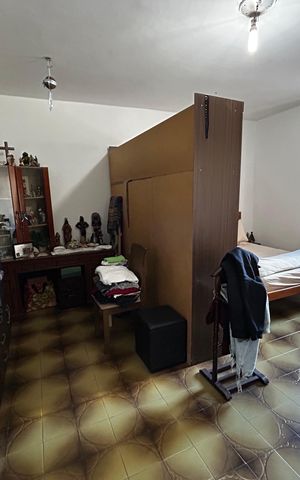 Casa à venda com 500m², 6 quartos e 3 vagas Casa à venda com 500m², 6 quartos e 3 vagasQuarto 3