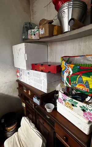 Casa à venda com 500m², 6 quartos e 3 vagas Casa à venda com 500m², 6 quartos e 3 vagasDispensa
