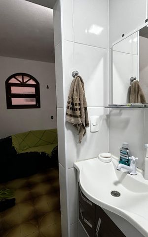 Casa à venda com 500m², 6 quartos e 3 vagas Casa à venda com 500m², 6 quartos e 3 vagasBanheiro 4