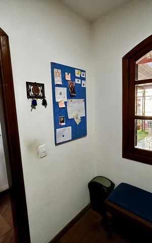 Casa à venda com 500m², 6 quartos e 3 vagas Casa à venda com 500m², 6 quartos e 3 vagasEscritório