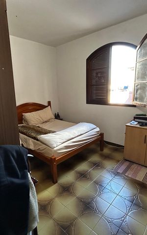 Casa à venda com 500m², 6 quartos e 3 vagas Casa à venda com 500m², 6 quartos e 3 vagasQuarto 3