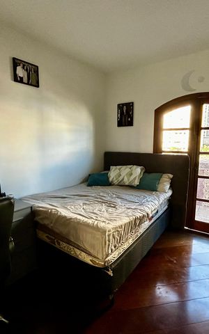 Casa à venda com 500m², 6 quartos e 3 vagas Casa à venda com 500m², 6 quartos e 3 vagasQuarto 2