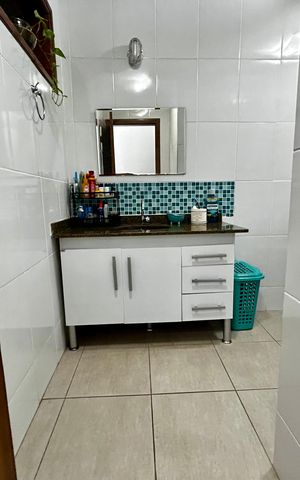 Casa à venda com 500m², 6 quartos e 3 vagas Casa à venda com 500m², 6 quartos e 3 vagasBanheiro 3