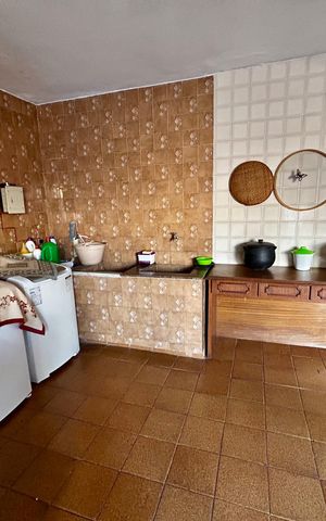 Casa à venda com 500m², 6 quartos e 3 vagas Casa à venda com 500m², 6 quartos e 3 vagasÁrea de Serviço