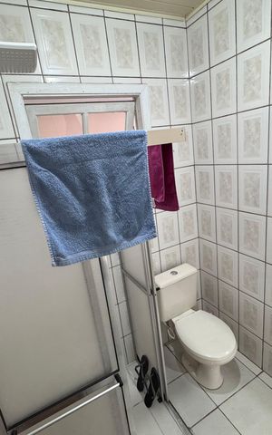 Casa à venda com 210m², 4 quartos e 1 vaga Casa à venda com 210m², 4 quartos e 1 vagaBanheiro
