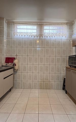 Casa à venda com 210m², 4 quartos e 1 vaga Casa à venda com 210m², 4 quartos e 1 vagaCasa 2 - Cozinha