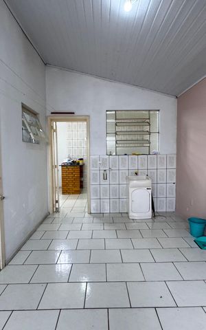 Casa à venda com 210m², 4 quartos e 1 vaga Casa à venda com 210m², 4 quartos e 1 vagaÁrea de Serviço