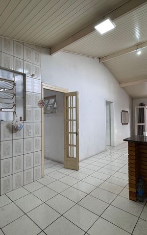 Casa à venda com 210m², 4 quartos e 1 vaga Casa à venda com 210m², 4 quartos e 1 vagaCozinha