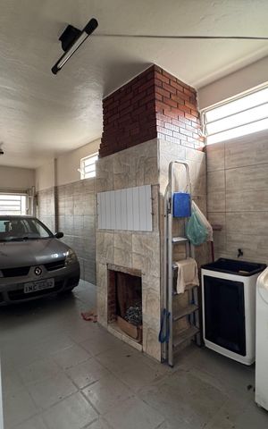 Casa à venda com 210m², 4 quartos e 1 vaga Casa à venda com 210m², 4 quartos e 1 vagaCasa 2 - Área de Serviço