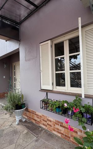 Casa à venda com 210m², 4 quartos e 1 vaga Casa à venda com 210m², 4 quartos e 1 vagaÁrea comum