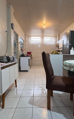 Casa à venda com 210m², 4 quartos e 1 vaga Casa à venda com 210m², 4 quartos e 1 vagaCasa 2 - Cozinha