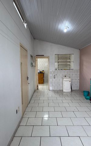Casa à venda com 210m², 4 quartos e 1 vaga Casa à venda com 210m², 4 quartos e 1 vagaÁrea de Serviço
