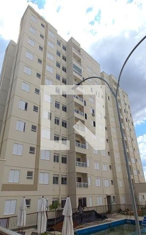 Apartamento à venda com 46m², 1 quarto e 1 vaga Apartamento à venda com 46m², 1 quarto e 1 vagaÁrea comum - Piscina