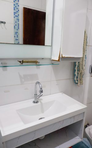 Casa à venda com 80m², 3 quartos e 1 vaga Casa à venda com 80m², 3 quartos e 1 vagaBanheiro