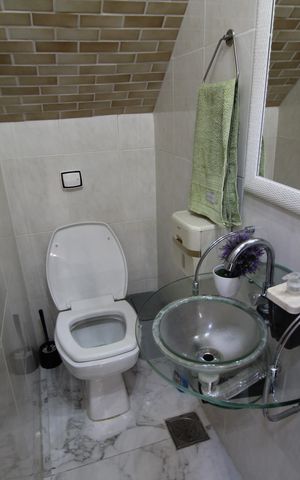 Casa à venda com 135m², 3 quartos e 1 vagaLavabo