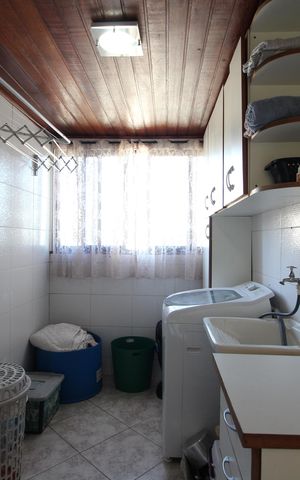 Casa à venda com 135m², 3 quartos e 1 vagaÁrea de Serviço
