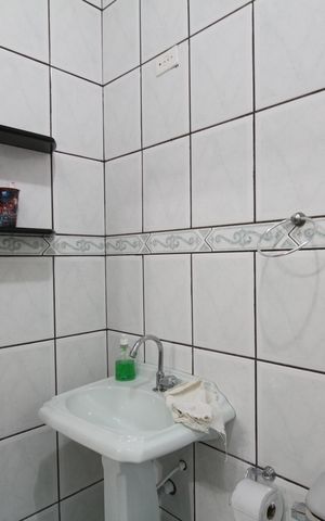 Casa à venda com 270m², 6 quartos e 3 vagasBanheiro Suíte