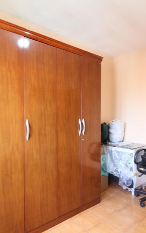 Casa à venda com 270m², 6 quartos e 3 vagasQuarto 2