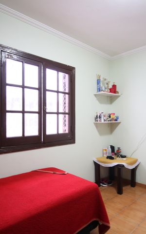 Casa à venda com 270m², 6 quartos e 3 vagasQuarto 4