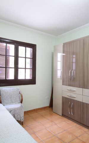 Casa à venda com 270m², 6 quartos e 3 vagasQuarto 5