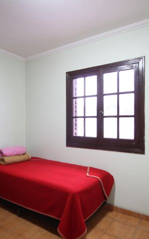 Casa à venda com 270m², 6 quartos e 3 vagasQuarto 4