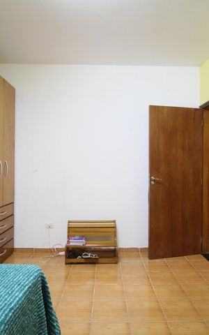 Casa à venda com 270m², 6 quartos e 3 vagasSuíte