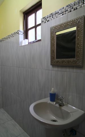 Casa à venda com 270m², 6 quartos e 3 vagasBanheiro Suíte
