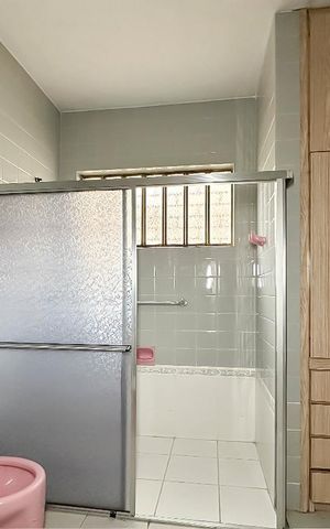 Casa para alugar com 74m², 2 quartos e sem vagaBanheiro Social