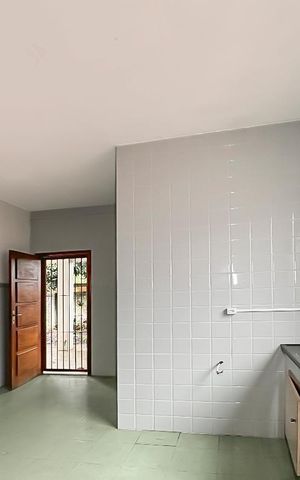Casa para alugar com 74m², 2 quartos e sem vagaCozinha