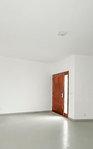 Casa para alugar com 74m², 2 quartos e sem vagaSala