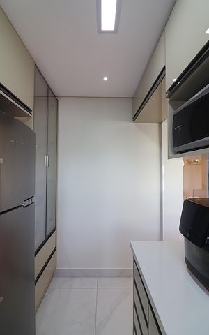 Apartamento à venda com 78m², 2 quartos e 2 vagasCozinha e Área de Serviço