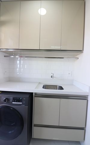 Apartamento à venda com 78m², 2 quartos e 2 vagasCozinha e Área de Serviço