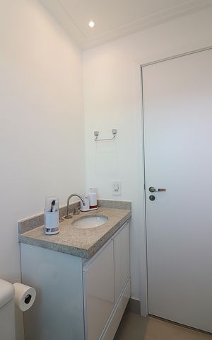 Apartamento à venda com 78m², 2 quartos e 2 vagasSuíte 2 banheiro