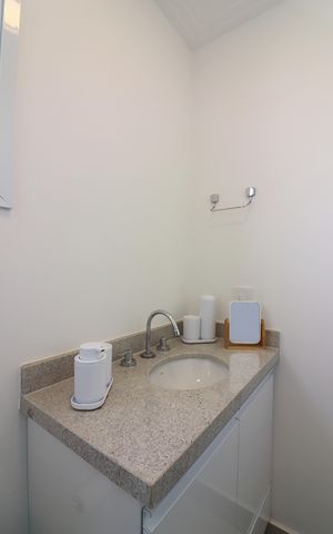 Apartamento à venda com 78m², 2 quartos e 2 vagasSuíte 1 banheiro