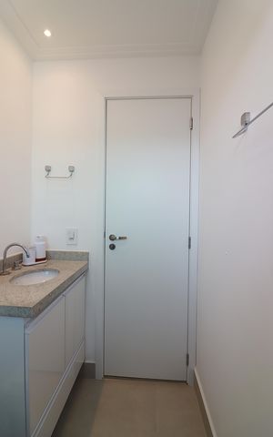 Apartamento à venda com 78m², 2 quartos e 2 vagasSuíte 2 banheiro