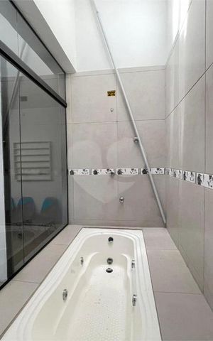 Casa à venda com 209m², 3 quartos e 2 vagas