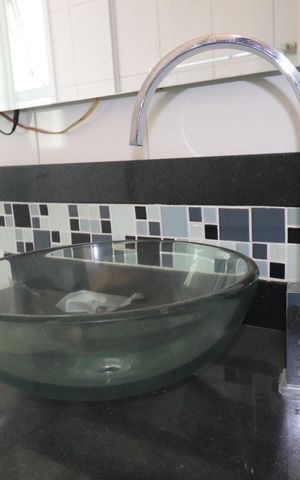Apartamento à venda com 107m², 2 quartos e 3 vagasBanheiro Quarto 1 suíte
