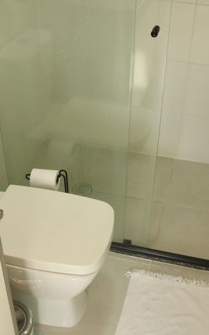 Apartamento à venda com 89m², 2 quartos e 2 vagasBanheiro da Suíte 1