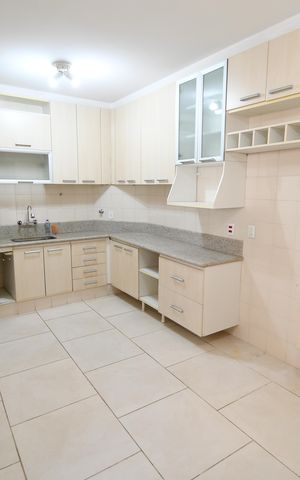 Apartamento à venda com 150m², 3 quartos e 2 vagasCozinha