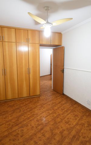 Apartamento à venda com 150m², 3 quartos e 2 vagasQuarto 2