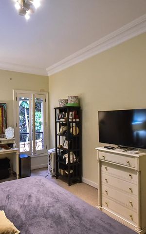 Casa à venda com 715m², 5 quartos e 3 vagasSuíte 1
