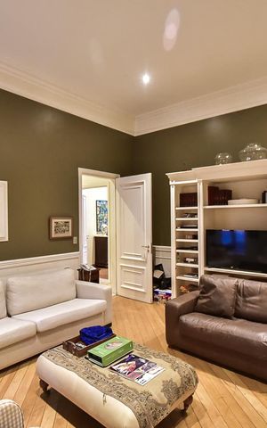 Casa à venda com 715m², 5 quartos e 3 vagasSala de Tv