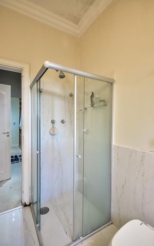 Casa à venda com 715m², 5 quartos e 3 vagasBanheiro da Suíte 3