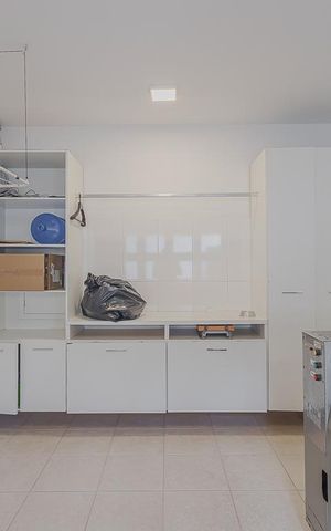 Casa à venda com 700m², 5 quartos e 6 vagasÁrea de Serviço