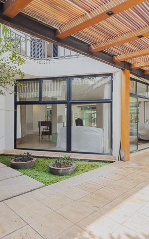 Casa à venda com 700m², 5 quartos e 6 vagasChurrasqueira