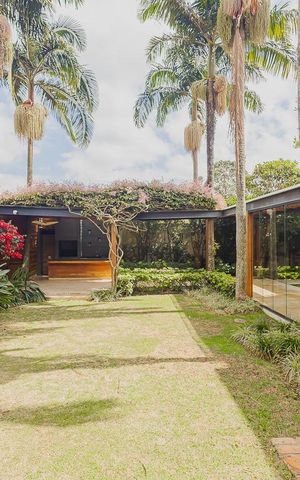 Casa à venda com 700m², 5 quartos e 6 vagasJardim